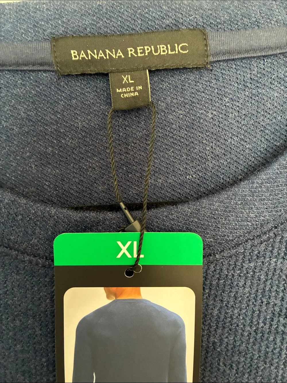 Banana Republic Men's Navy Crewneck Sweater